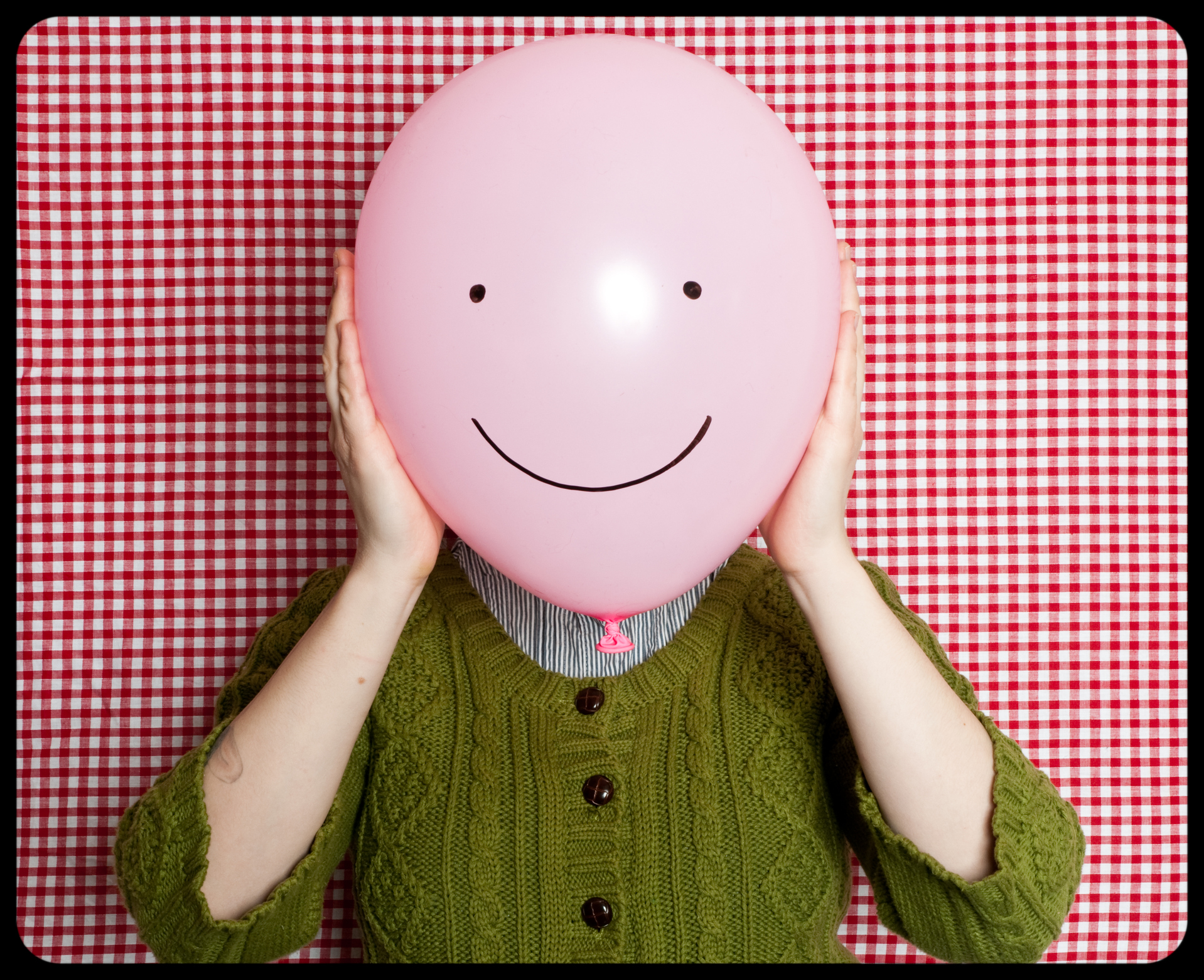 24 ways to be happier according to a happiness guru